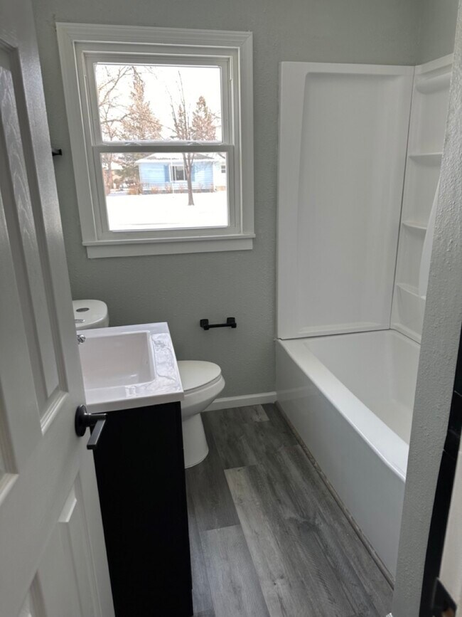 Foto del edificio - 1305 5th St S