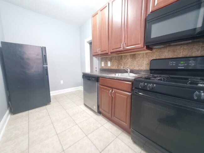Unit 35 - 3719 John F Kennedy Blvd