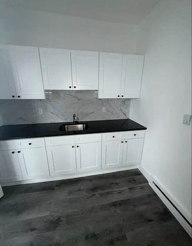Building Photo - 25 Riverview Pl