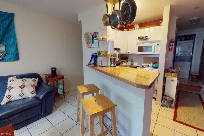 Foto del edificio - 4 br, 2 bath Duplex - 1538 FONTAIN ST Unit B