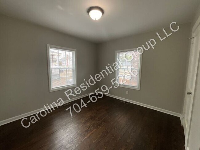 Foto del edificio - 138 Powder St SW
