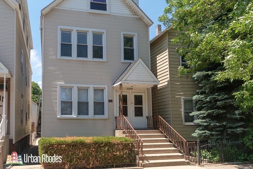 Foto principal - 2616 N Marshfield Ave