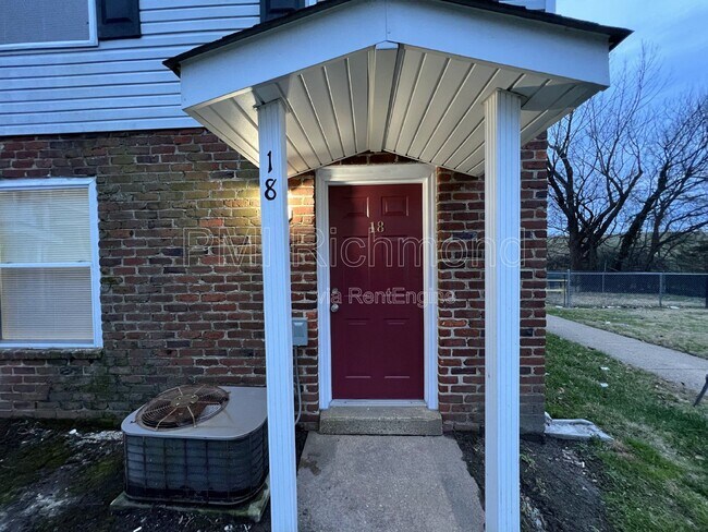 Foto del edificio - 3530 E Richmond Rd