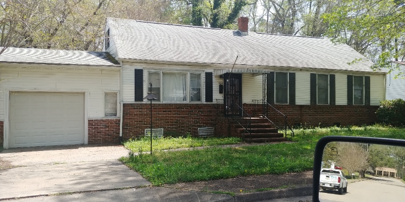 Primary Photo - 505 Pocahontas St