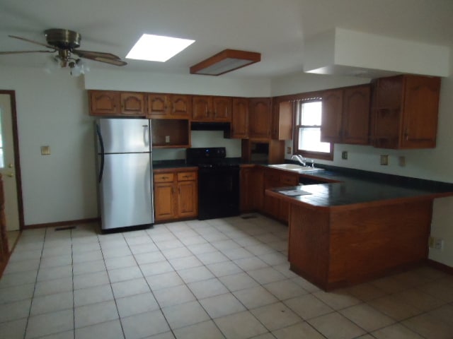 Building Photo - 506 12th Ave S