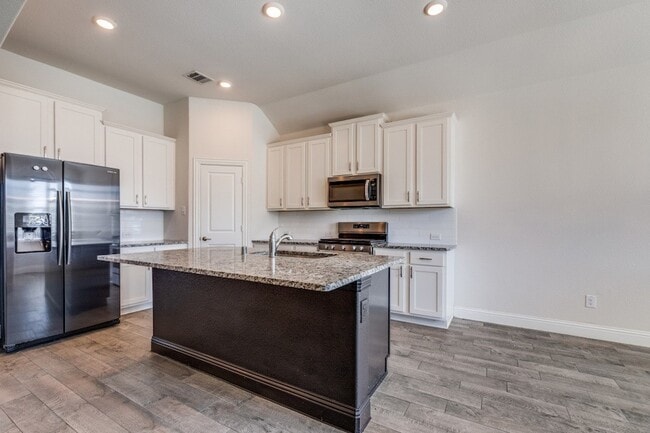 Photo - 6224 Cheshire St House