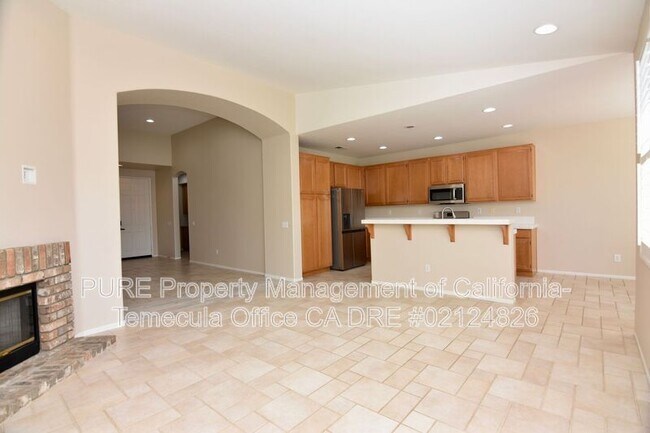 Foto del edificio - 23745 Aspen Dr