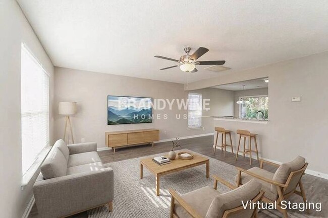 Building Photo - 6201 McIntyre Ridge Dr
