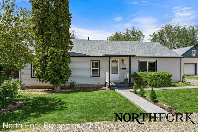 Foto del edificio - 3 br, 1 bath House - 2043 S Leadville Ave