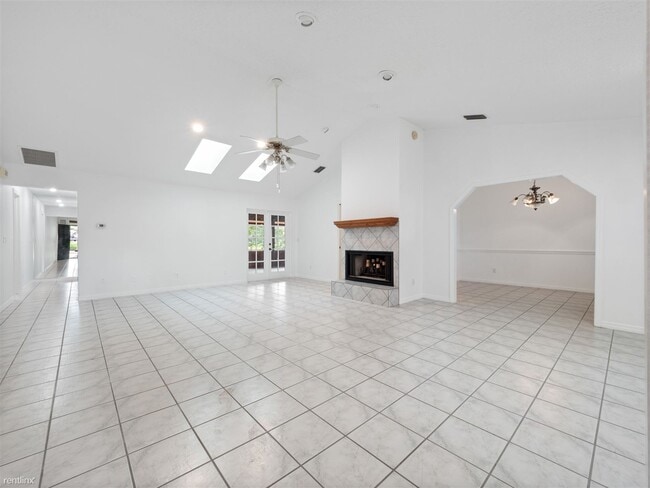 Building Photo - 3 br, 2 bath House - 3612 Quando Drive