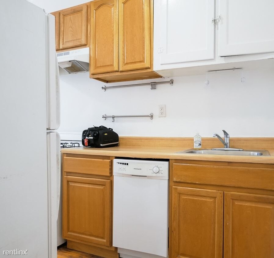 1 br, 1 bath - 540 Saint Johns Pl Apt 3B - 1 br, 1 bath  - 540 Saint Johns Pl Apt 3B