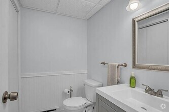 Building Photo - 32 Mountainshire Dr