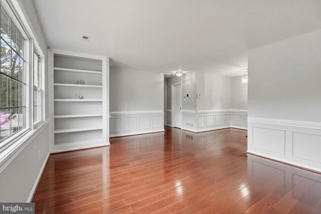 Foto del edificio - 15030 Alabama Ave