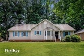 Primary Photo - 1109 Cedar Ridge Dr