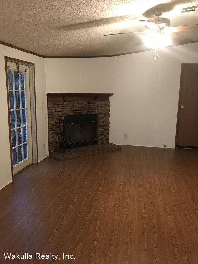 Building Photo - 4 br, 2 bath House - 304 Hickorywood Drive