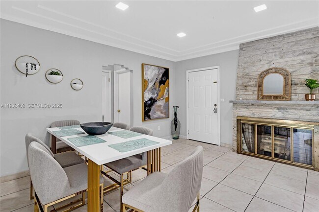 Foto del edificio - 437 NE 107th St