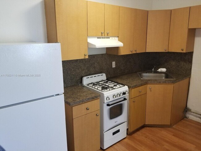 Foto del edificio - 3615 Thomas Ave