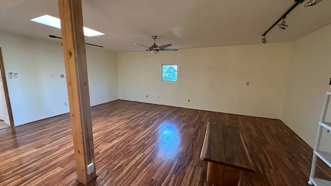 Foto del edificio - 4210 Ravine Rd