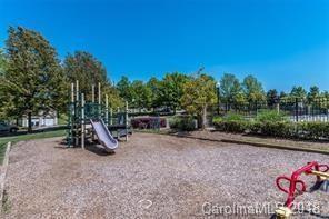 Foto del edificio - 15316 Crossing Gate Dr