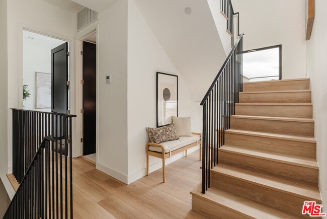 Building Photo - 1954 S Garth Ave