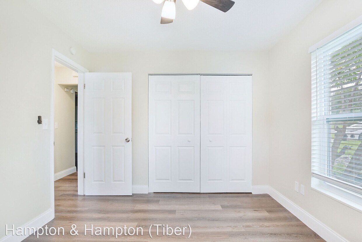 Foto del edificio - 3 br, 1 bath House - 1095 SAXON BLVD