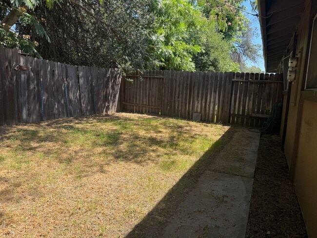 Foto del edificio - 6172 Peoria Dr