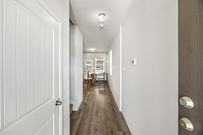 Building Photo - 3919 Faletti Dr