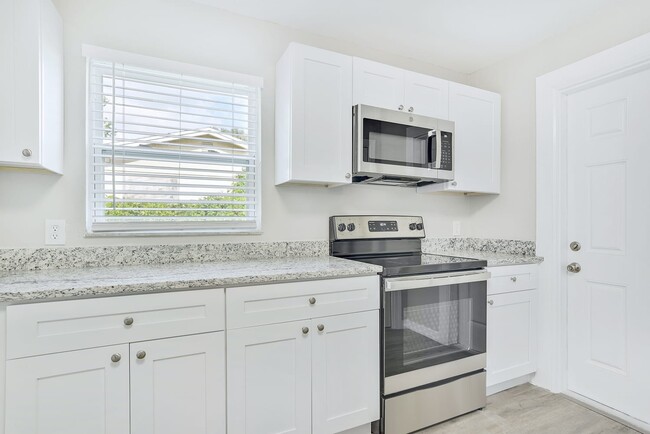 4442 Brooke St - House Rental in Orlando, FL | Apartments.com