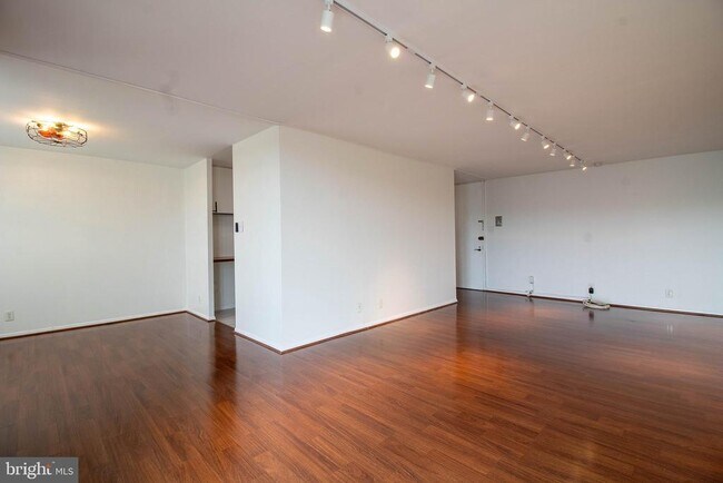 Building Photo - 3600 Conshohocken Ave