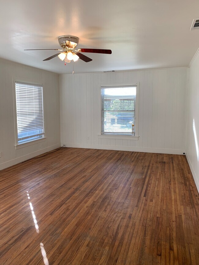 Foto del edificio - 3/2 fence yard kilgore pet friendly