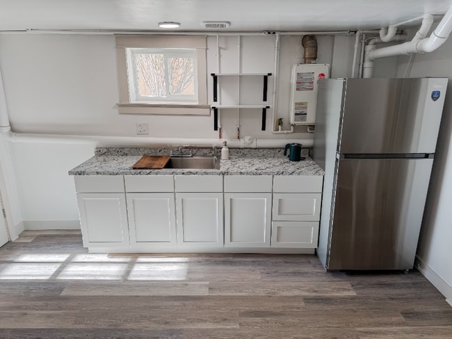 Building Photo - 835 Ouray Ave