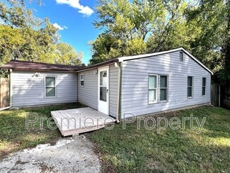 Building Photo - 2409 Mc Kinley Ave