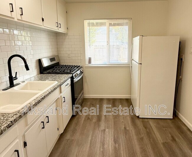 Foto del edificio - 4431 Finney Rd