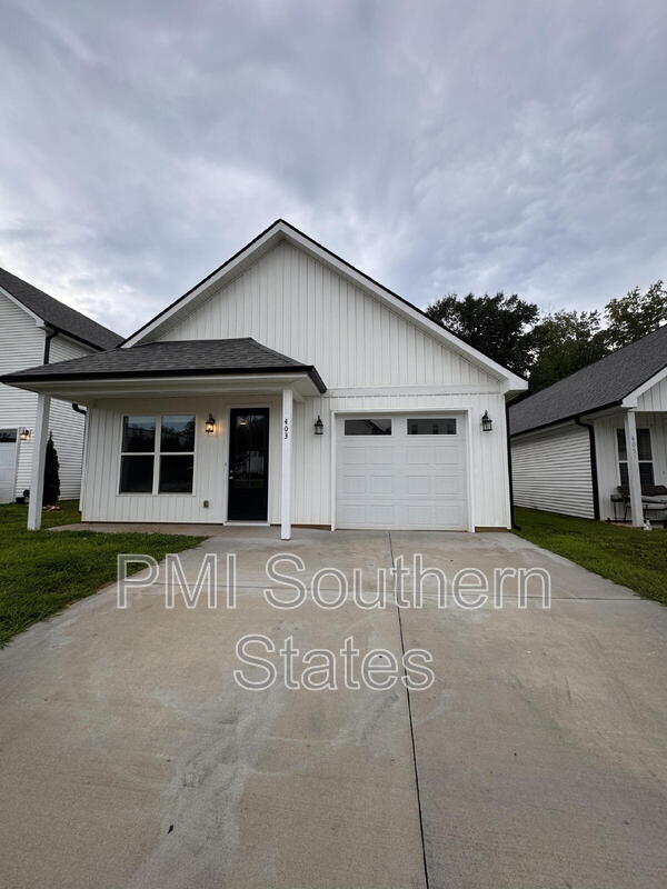 Building Photo - 403 Albus Dr