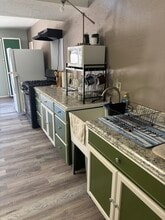 Building Photo - 370 Arroyo Pinon Dr