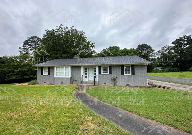1425 E Calhoun St, Anderson, SC 29621 House Rental in Anderson, SC