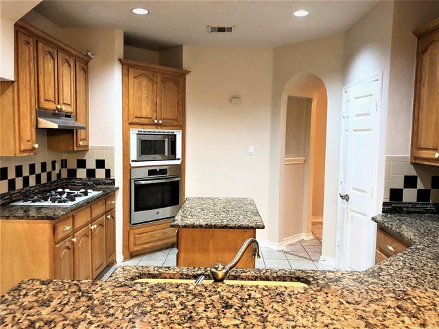 Foto del edificio - 2801 Cypress Leaf Ln