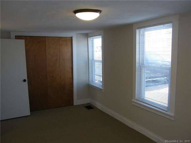 Building Photo - 26 Wigwam Rd