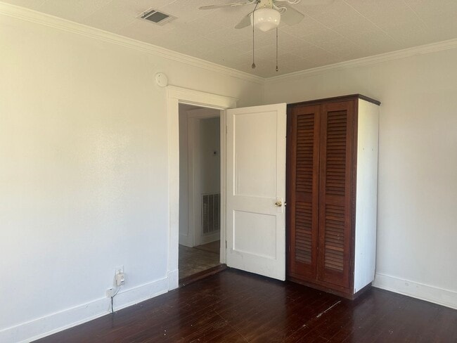 Building Photo - Adorable 3 bed, 1 bath home in Lafayette!