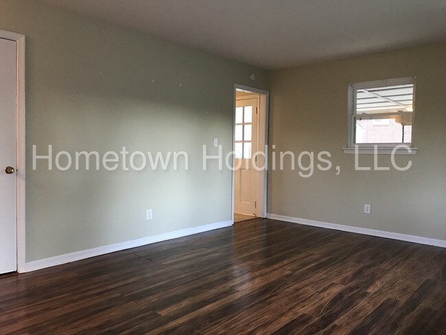 Foto del edificio - 206 Orlando Ave