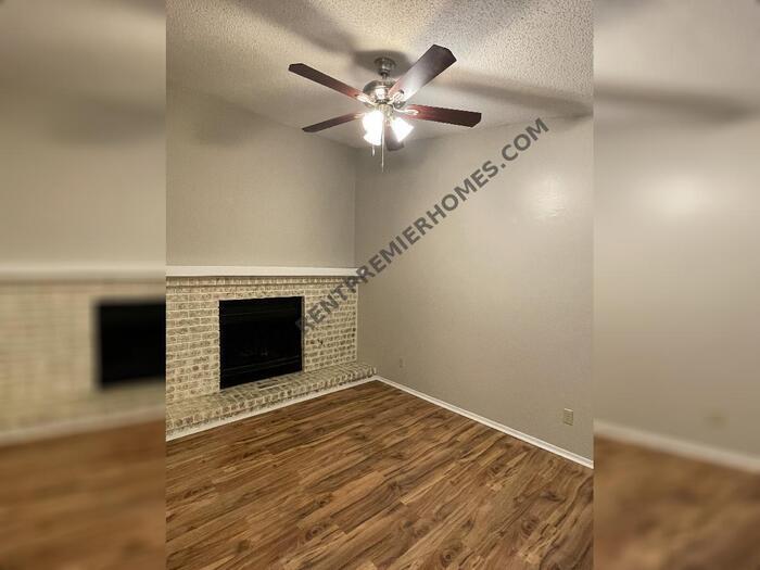 Primary Photo - 1724 Charlotte Ct. Little Rock, AR 72204
