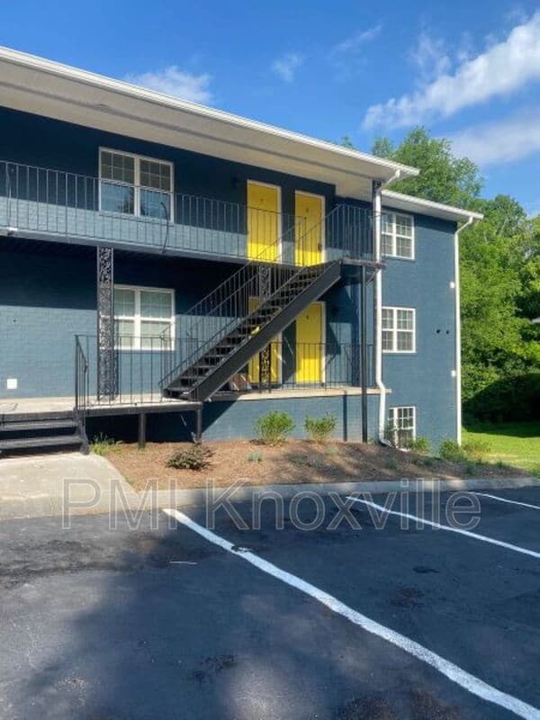 Foto del edificio - 123 Ingersoll Ave