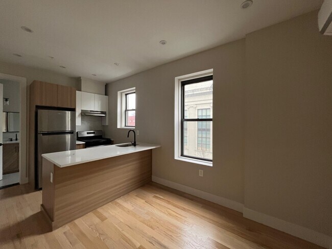 Foto del edificio - 162 Ocean Ave