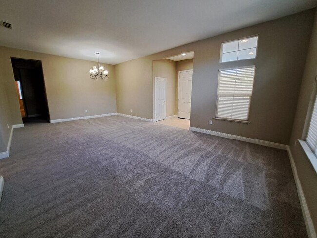 Foto del edificio - 1828 Heather Garden Ln