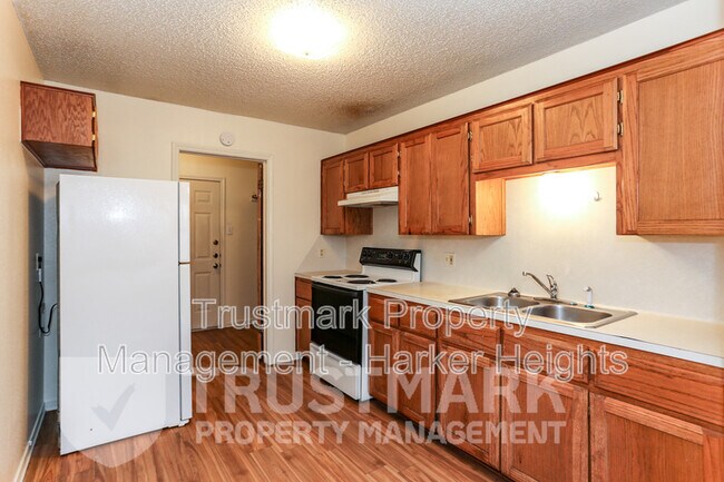 Foto del edificio - 220 Gibson St