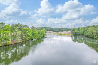 Building Photo - Grand Lake