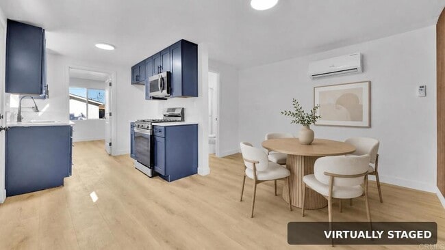 Building Photo - 4312 Winona Ave