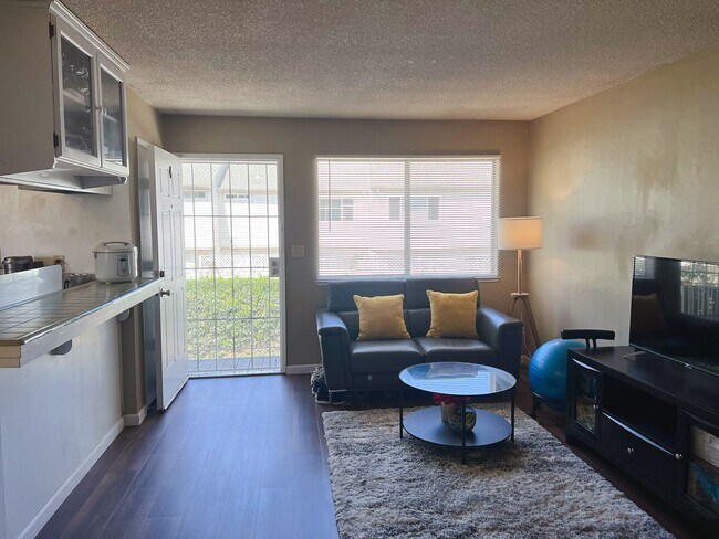 Foto del edificio - 1440 Ruby Ct