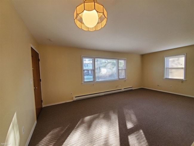 Building Photo - 2 br, 1 bath  - 220 Glen Haven Rd c