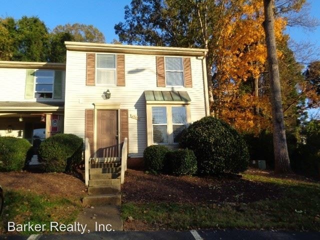 Primary Photo - 3 br, 2.5 bath House - 1715 Murad Court